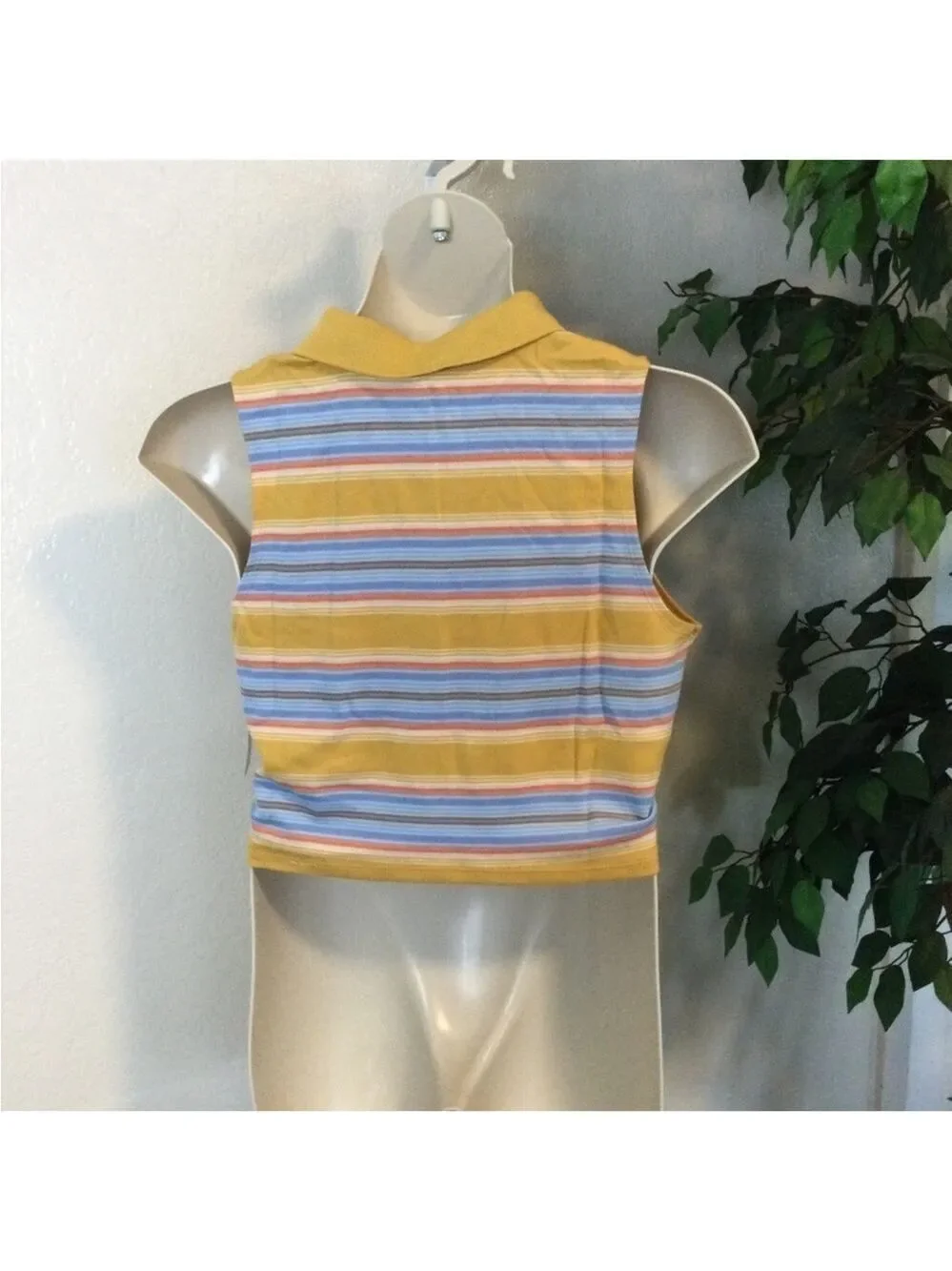 SO Cropped Johnny collar neckline Tank Top Woman’s Juniors 1X stripes